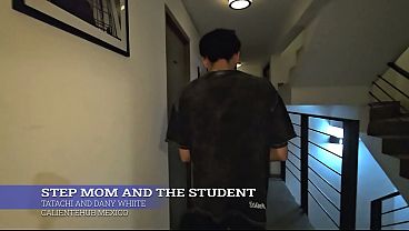 Ibu Tiri Lagi Ngajarin Murid Yang Lagi Panas Dingin.