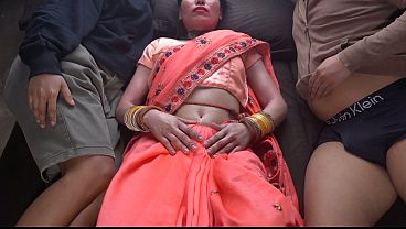 Ngentot Sama Ibu Tiri India Sendirian, Anak Tiri Kesayangan, Gaya Desi Hot Banget.