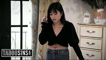 Satu Pelacur Asia Kesepian Butuh Bangsat Untuk Menghamili Dia.