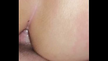 Bokep Istri Digebrek Kontol Gede Sambil Dimasukin Ke Lubang Pantatnya Sampe Keluar Cairan